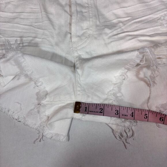 Free People, We The Free Loving Good Vibrations Cutoffs size 31 0B1103563 - Picture 14 of 14